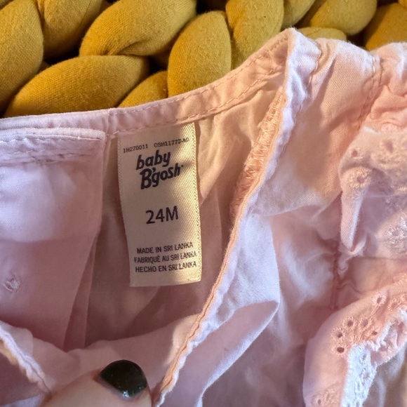 Pink Ruffled Sleeveless Top - Picture 2 of 2